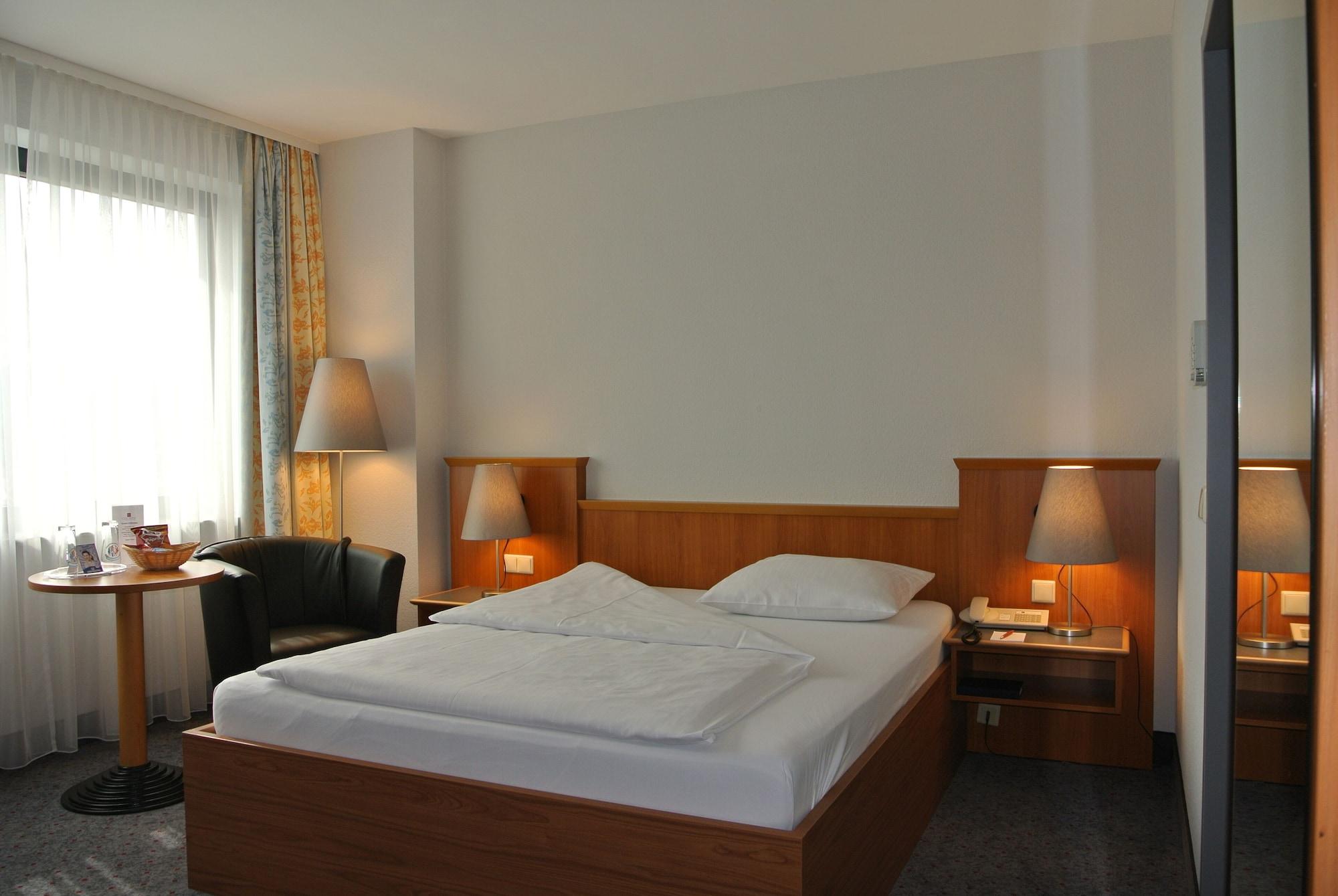 City Hotel Suhl Buitenkant foto