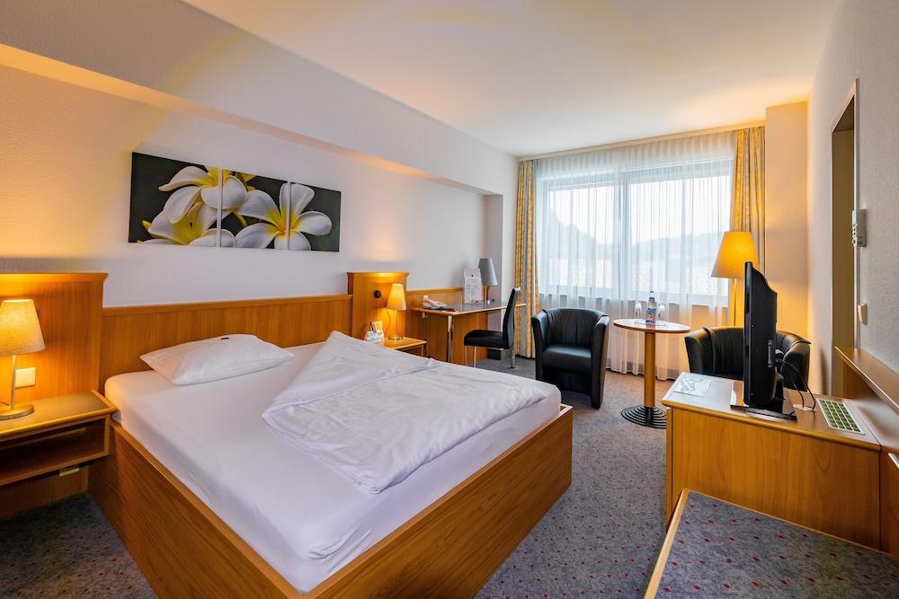 City Hotel Suhl Buitenkant foto